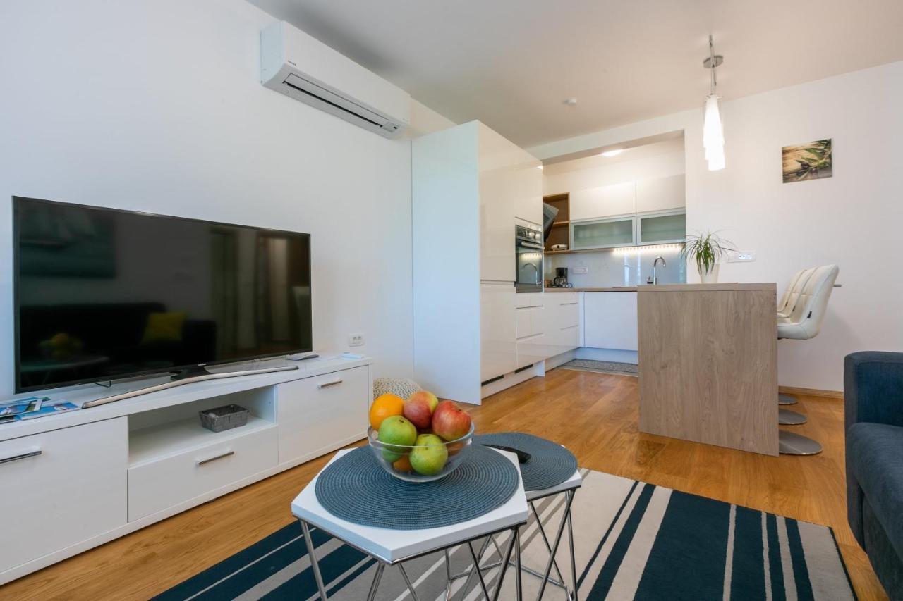 Apartment Olive Selce Eksteriør billede
